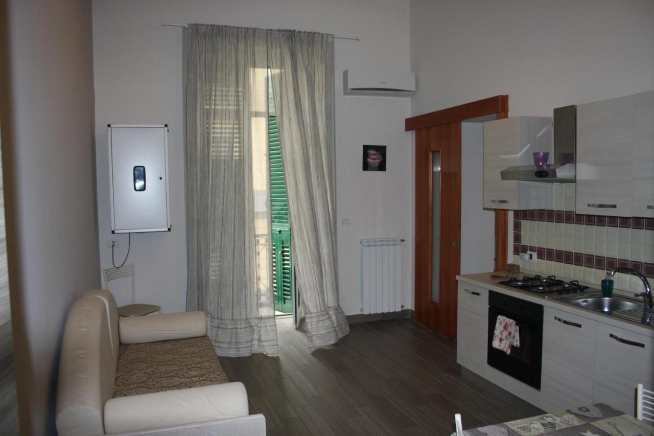 Be Italian Flat Duomo 319 Acomodação com café da manhã Nápoles Exterior foto