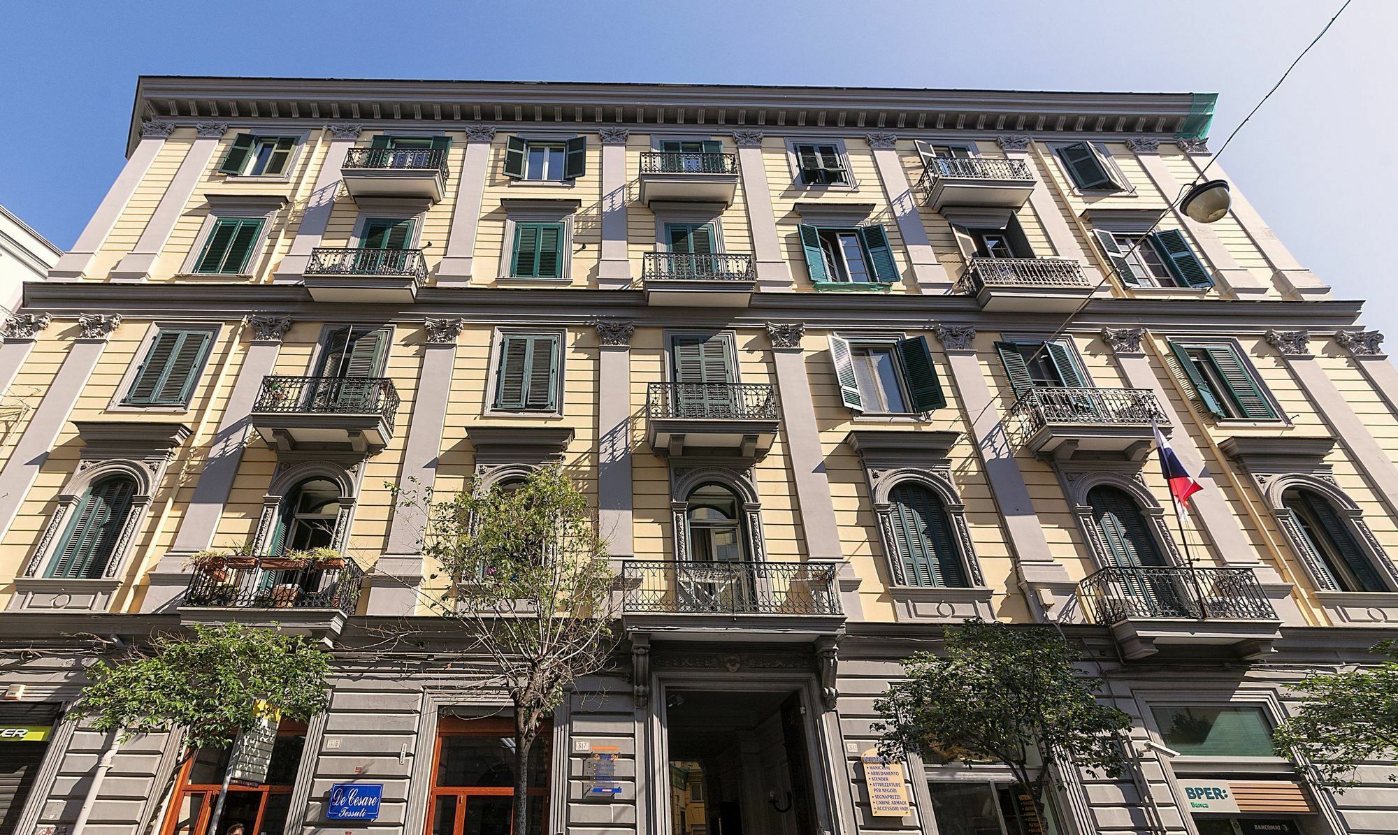 Be Italian Flat Duomo 319 Acomodação com café da manhã Nápoles Exterior foto